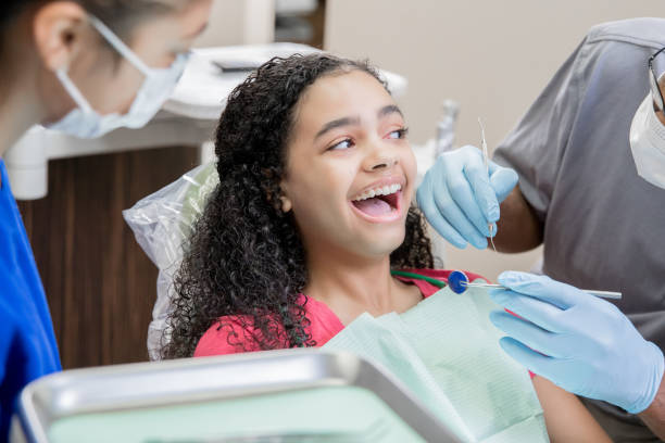 Best Emergency Tooth Extraction in USA